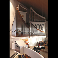 Hamburg, Hauptkirche St. Nikolai, Blick von der rckseitigen Empore / Chorwerk zur Hauptorgel