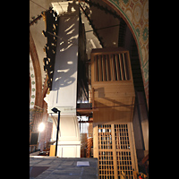 Schleswig, Dom St. Petri, Hauptorgel von der Seite, rechts die neuen Pedal-Register und Schwellwerk