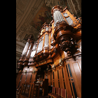 Berlin, Dom, Spieltisch und große Orgel