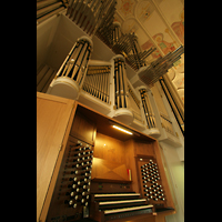 Dsseldorf, Auferstehungskirche, Spieltisch mit Orgel
