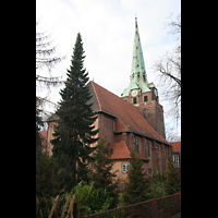 Berlin, Kirche zur Frohen Botschaft Karlshorst, Außenansicht zum Chor