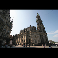 Dresden, Kathedrale (ehem. Hofkirche), Turm und Seitenansicht