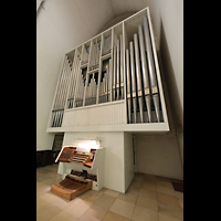 Braunschweig, Dom St. Blasii, Spieltisch und Orgel seitlich