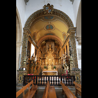 Faro, Catedral da S, Vorderer Altar im nrdlichen Seitenschiff