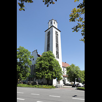 Konstanz, St. Gebhard, Auenansicht mit Fassade