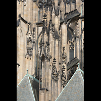 Praha (Prag), Katedrála sv. Víta (St. Veits-Dom), Strebewerk zwischen Haupt- und Seitenschiff