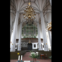 Grlitz, St. Peter und Paul (Sonnenorgel), Innenraum in Richtung Orgel