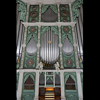 Grlitz, St. Peter und Paul (Sonnenorgel), Orgelprospekt mit Spieltisch von eienr Hebebhne aus fotografiert