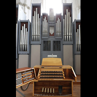 Rostock, St. Nikolai, Spieltisch mit Orgel