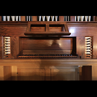 Lausanne, Saint-François, Spieltisch der italienischen Orgel
