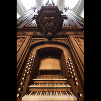 Berlin, Musikinstrumenten-Museum, Gray-Orgel mit Spieltisch