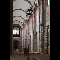 Speyer, Kaiser- und Mariendom, Seitlicher Blick auf die Chor- und Hauptorgal