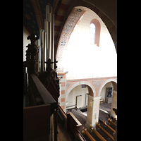 Helmstedt, Klosterkirche St. Marienberg, Seitlicher Blick über die Orgel ins Langhaus