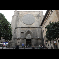 Barcelona, Basílica de Santa María del Pi, Fassade mit verhängter Rosette