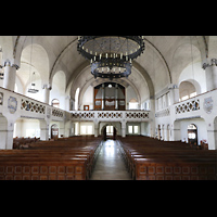Bad Steben, Lutherkirche, Innenraum in Richtung Orgel