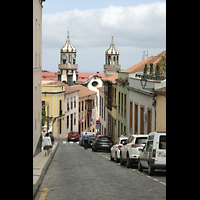 La Orotava (Teneriffa), Nuestra Señora de la Conceptión, Blick von der Calle Tomás Pérez auf die Kirchtürme