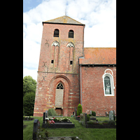 Krummhörn, Reformierte Kirche, Turm von Südosten - Neigungswinkel: 5,2 Grad (1,2 Grad mehr als Pisa!)