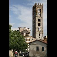 Lucca, Basilica di San Frediano, Campanile und Chor von außen