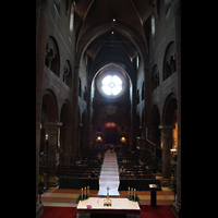 Modena, Duomo San Geminiano, Blick vom Lettner ins Hauptschiff