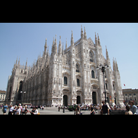 Milano (Mailand), Duomo di Santa Maria Nascente, Seitenansicht außen