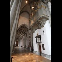 Augsburg, Dom St. Maria, Südlicher Chorumgang mit Rückseite der Maerz-Orgel