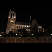 Paris, Cathédrale Notre-Dame, Seitenansicht bei Nacht