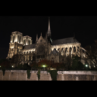Paris, Cathédrale Notre-Dame, Gesamtansicht von außen bei Nacht