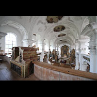 Irsee, St. Peter und Paul (ehem. Abteikirche), Blick ber das Rckpositiv in den Innenraum