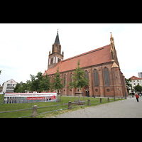 Neubrandenburg, Konzertkirche St. Marien, Konzertkirche Auenansicht