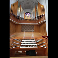 Bod, Domkirke, Orgel mit Spieltisch