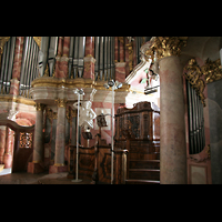 Weingarten, Basilika  St. Martin, Freistehender Spieltisch inmitten der Orgel