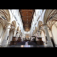 Innenraum in Richtung Chor Alkmaar, Sint Laurenskerk, Innenraum in Richtung Chor