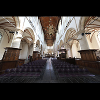 Innenraum in Richtung Chor Alkmaar, Sint Laurenskerk, Innenraum in Richtung Chor