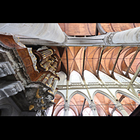 Amsterdam, Oude Kerk, Seitlicher Blick ber die Hauptorgel ins Gewlbe