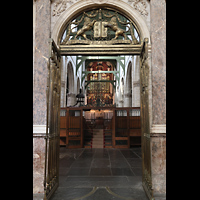 Blick durchs Chorgitter zur Hauptorgel Gouda, Sint Janskerk - Grote Kerk, Blick durchs Chorgitter zur Hauptorgel