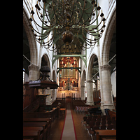 Langhaus mit Kanzel und Blick zur Hauptorgel Gouda, Sint Janskerk - Grote Kerk, Langhaus mit Kanzel und Blick zur Hauptorgel