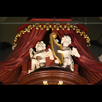 Engel auf dem Prospekt oben in der Mitte Gouda, Sint Janskerk - Grote Kerk, Engel auf dem Prospekt oben in der Mitte