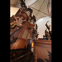 Groningen, Akerk, Orgelprospekt und Spieltisch