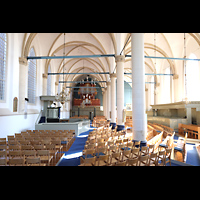 Kampen, Broederkerk, Innenraum mit Orgel