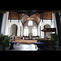 Maassluis, Groote Kerk, Innenraum mit Kanzel