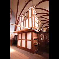 Solms-Oberbiel (bei Wetzlar), Klosterkirche Altenberg, Rckseite der Orgel mit seitlichem Spieltisch